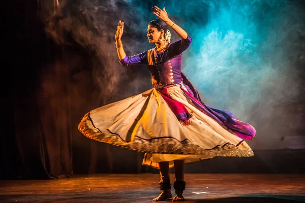 Exploring Kathak Dance Classes Across Delhi NCR: A Cultural Odyssey