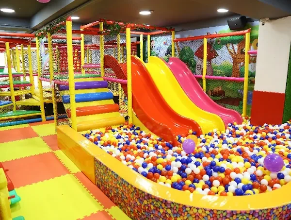Playdate Entertainment – Premier Indoor Play Area & Party Venue in Noida