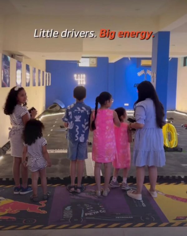 Ultimate Rc - Gaming Zone for Kids in DLF Phase 4 Gurgaon - Image 6