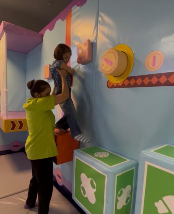 Pompy and Potlu – Play Area abd Gmazing Zone for Kids in Sector 144 Noida - Image 5